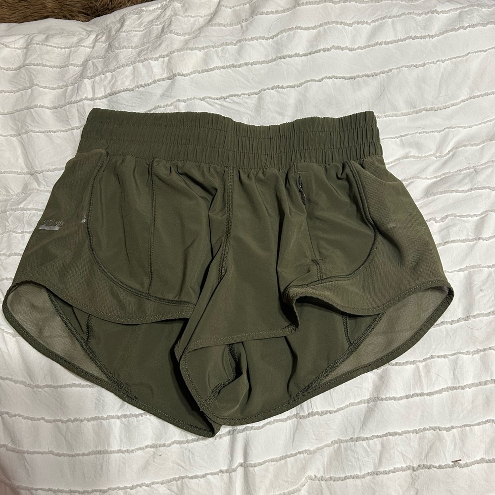 dark green lululemon shorts size 6 brand new